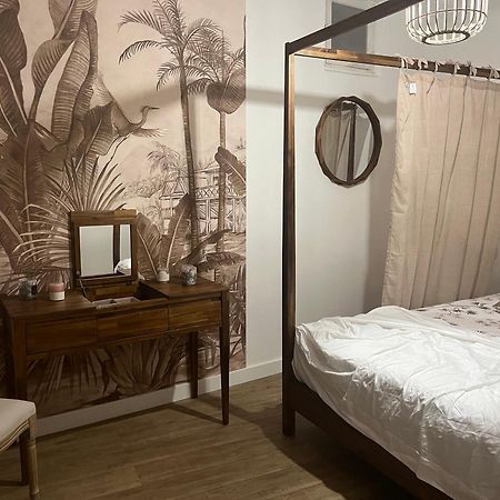 Bel Appartement En Plein Coeur De Carpentras ภายนอก รูปภาพ